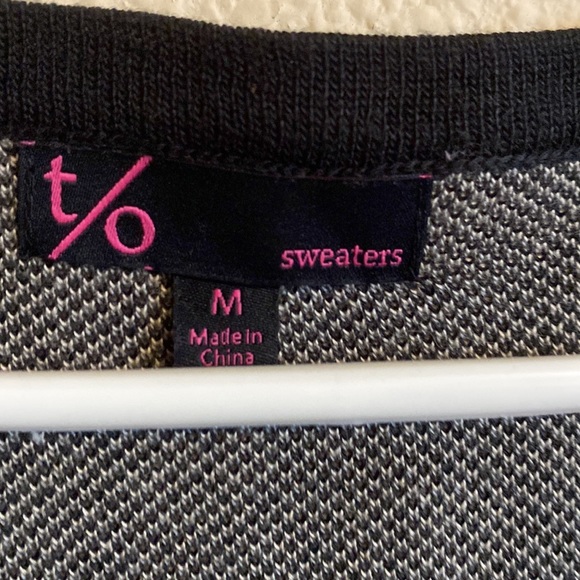 T/O sweater dress size medium - Picture 2 of 5